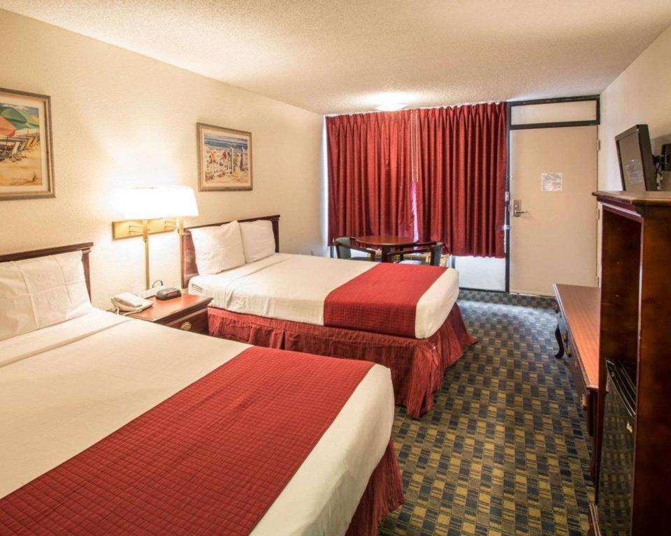 Quality Inn Celebration Exterior foto