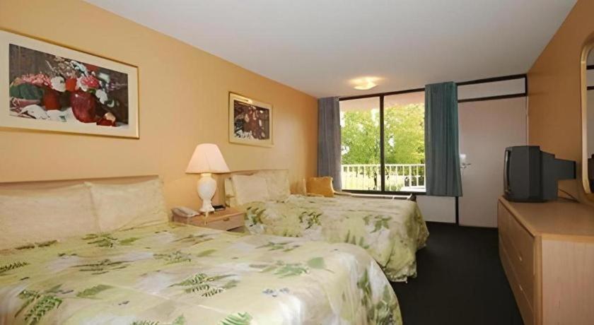 Quality Inn Celebration Exterior foto
